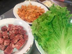 -马路牙子地桌烤肉(工体店)