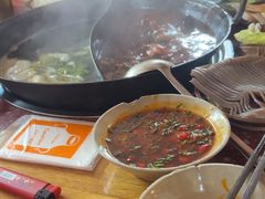 -赵美丽·重庆社区火锅·直营店(火车东站·中豪国际店)