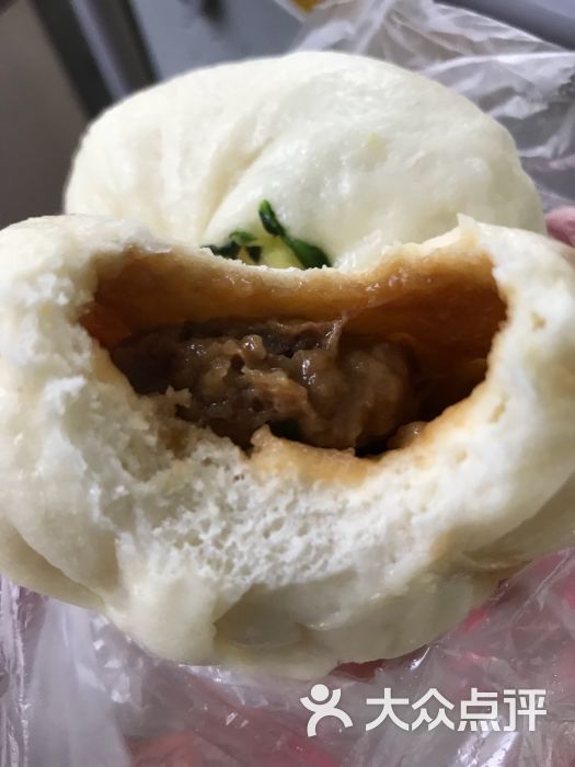 鲜肉灌汤包