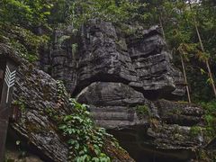 -梭布垭石林景区