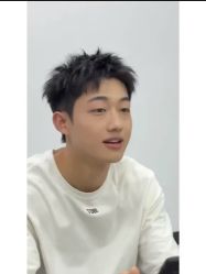 -川和潮人