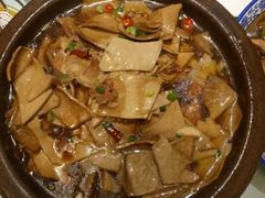 -巢湖名吃·东关老鹅汤(江南风情街店)