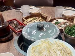 -蘑界·野生菌火锅(深业上城店)