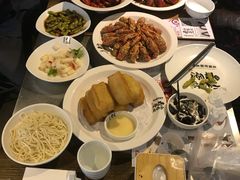 -龙巢盱眙龙虾·牛蛙·烧烤宵夜(八卦岭店)