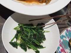 -海派悦庭·海胆烧麦·新融合菜(凯德广场店)