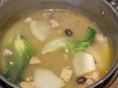 -一席地·本地鸡窝·杭帮鸡火锅(萧山银隆百货店)
