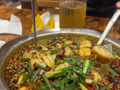 -乡土特色.冷锅鱼.牦牛肉汤锅