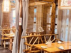 -花溪雨·森林餐厅(石基店)