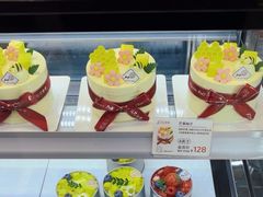 -花花卷卷·鲜食蛋糕(静安久光百货店)