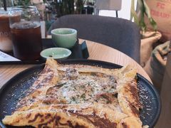 杂菌培根芝士可丽饼-GOTLOT COFFEE&KITCHEN角落厨房NOOK店