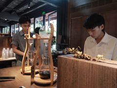 -Metal hands·铁手咖啡