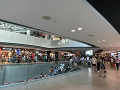 -东荟城名店仓