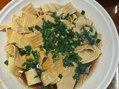 -魏铭鱼头捞饭(晋阳路店)