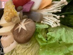 -呷哺呷哺 小火锅 (浦东新欧尚超市店)