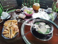 -万兴启丰椰子文化园餐厅
