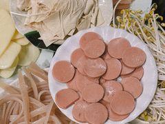 -肖肖酸萝卜鱼火锅(总店)