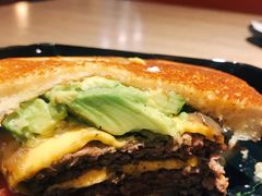-The Habit Burger Grill 哈比特汉堡(复兴soho店)