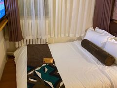 -缦咖电竞酒店(北京鸟巢红军营地铁站店)