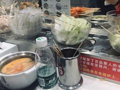 -百品聚旋转火锅(万德庄店)