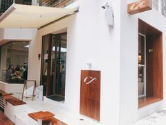 -Line 咖啡(石厦花园店)