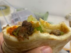 -胡万串饼(轻工大木桥小区店)