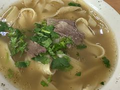 -十二忠手拉面(中华路店)