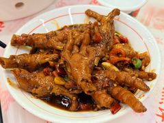 -堂瓦里·33年传统赣菜(第一街区店)