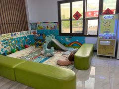 -上海宝信宝马4S店