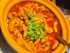 -龙巢盱眙龙虾·牛蛙·烧烤宵夜(八卦岭店)