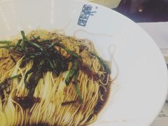 -鸿瑞興面馆(梅岭店)