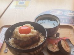 -京和风食堂·定食寿喜锅(保利樾广场店)