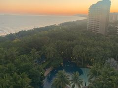 -三亚湾海居铂尔曼度假酒店