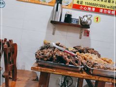 -牛小隆牛肉面馆(四牌楼店)
