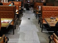 大堂-青年公社烤鸭(青年路店)
