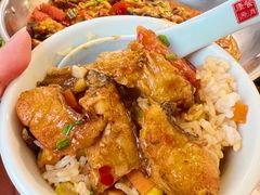 -梁姐啤酒鱼(兴坪古镇店)