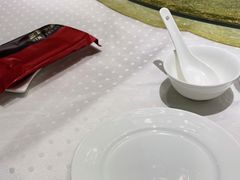 -上海小南国(仲盛世界商城店)