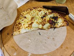 -乐凯撒披萨(东方新世界店)