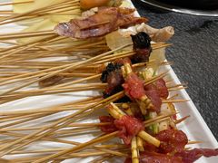 -两三事小郡肝串串香火锅(桂庙店)