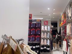 -优衣库(上海金桥国际商业广场店)
