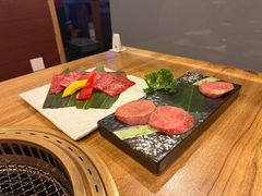-炼火烤肉店