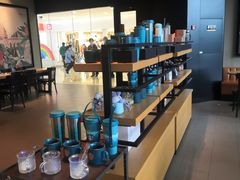 自助取餐区-星巴克臻选(郑州中原万达店)
