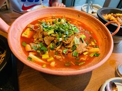 -云海肴·汽锅鸡·云南菜(天山百盛优客店)