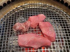 -铭牛烧肉·和牛海鲜自助(高新月牙湖店)