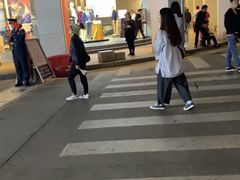 -metersbonwe(中华城店)
