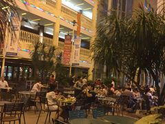 -海口骑楼小吃街