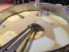 -肥仔文澳门猪骨煲(南京西路店)