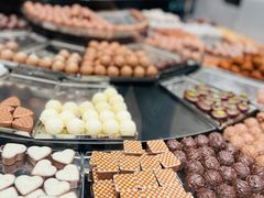 -Laderach 莱德拉(上海环贸iapm店)