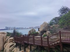 -东山风动石景区
