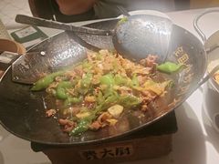 -费大厨辣椒炒肉(高铁吾悦广场店)