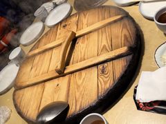 -万里闯关东铁锅炖菜馆(高新旗舰店)